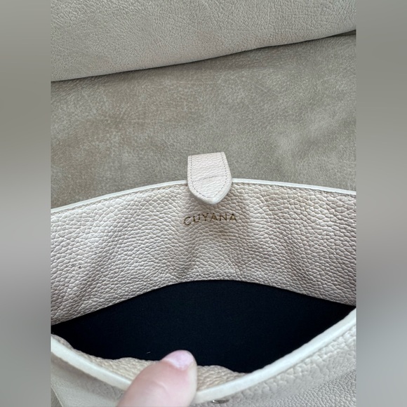 Cuyana Laptop Sleeve Leather Minimalist for 13 inch Laptop Macbook - Picture 7 of 9